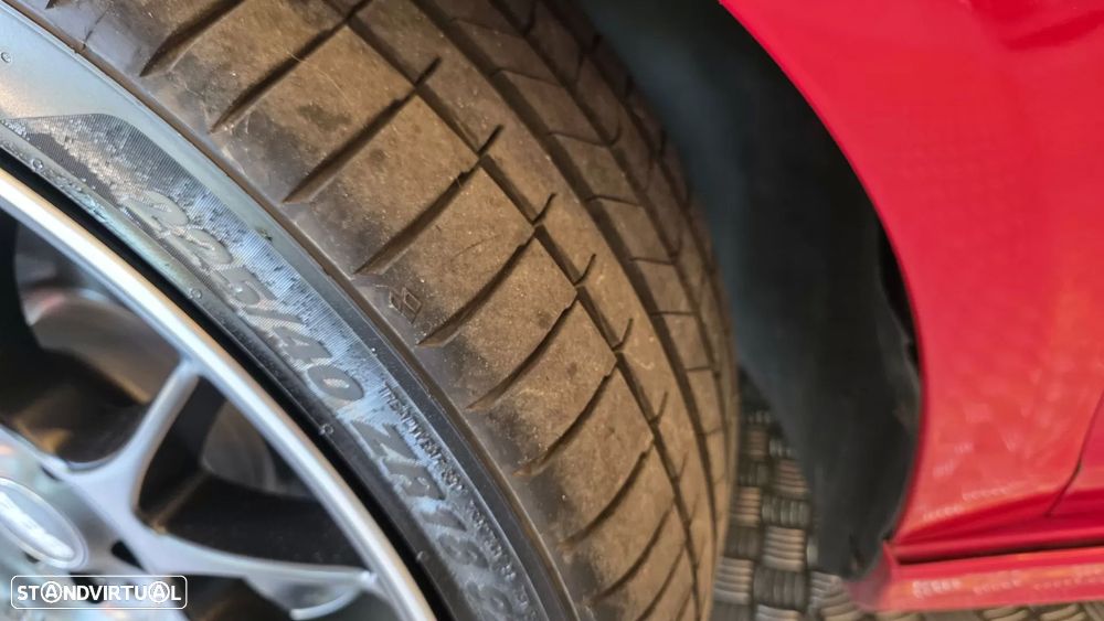 VW Golf 2.0 TSi GTI DSG - 32