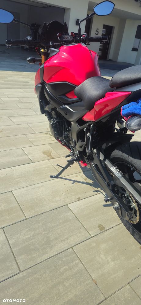 Suzuki GSX - 5