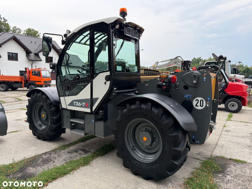 Liebherr Ładowarka Teleskopowa T36-7s - 3