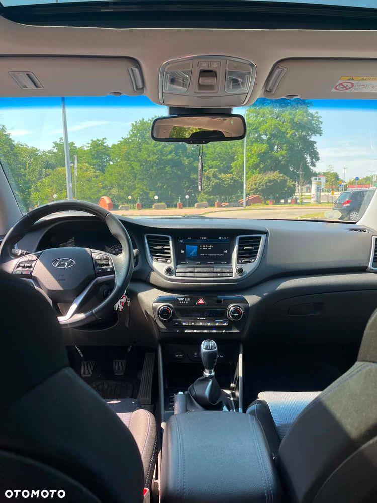 Hyundai Tucson 1.7 CRDI BlueDrive Classic 2WD - 25