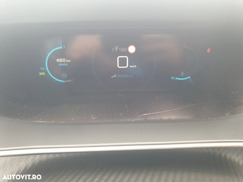 Peugeot 2008 1.2 L PureTech STT Allure - 37