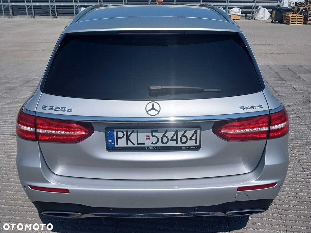 Mercedes-Benz Klasa E - 4