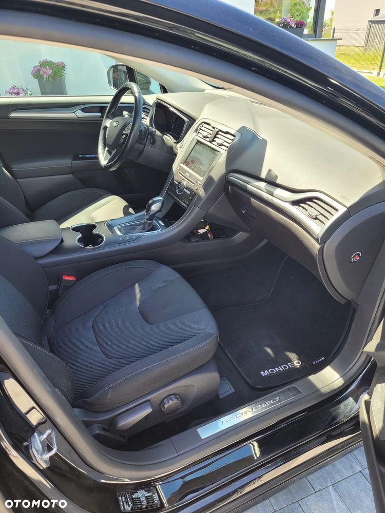 Ford Mondeo - 12