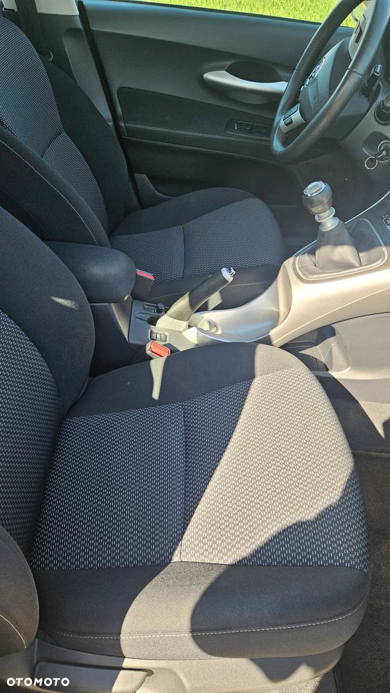 Toyota Auris 1.6 Valvematic Edition - 15