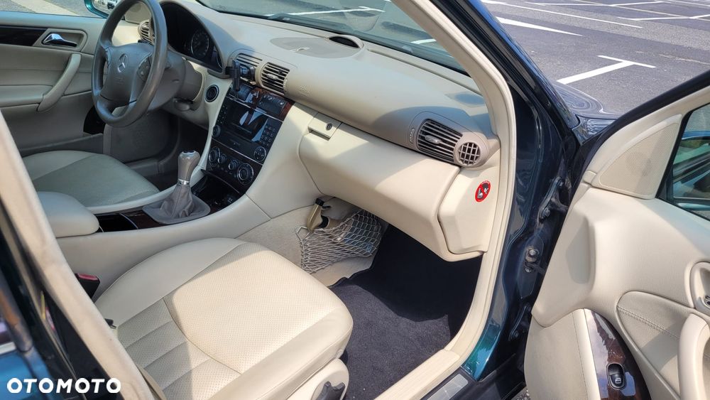 Mercedes-Benz Klasa C 180 Kompressor Elegance - 6