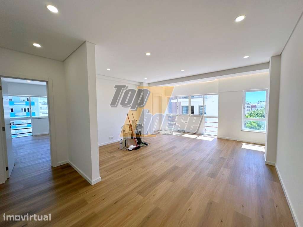 Apartamento T2 totalmente remodelado Costa de Caparica - Grande imagem: 2/21