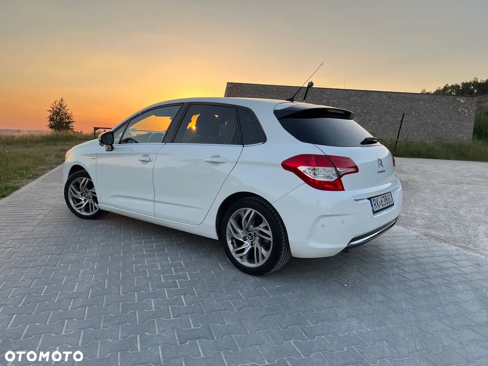 Citroën C4 1.6 VTi Exclusive - 4