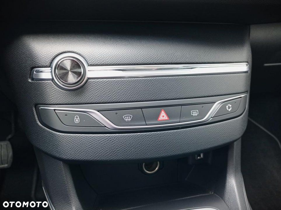 Peugeot 308 - 22
