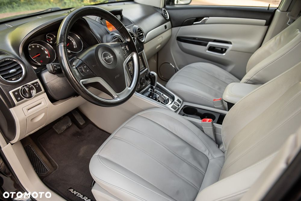 Opel Antara 2.4 4x4 Design Edition - 15