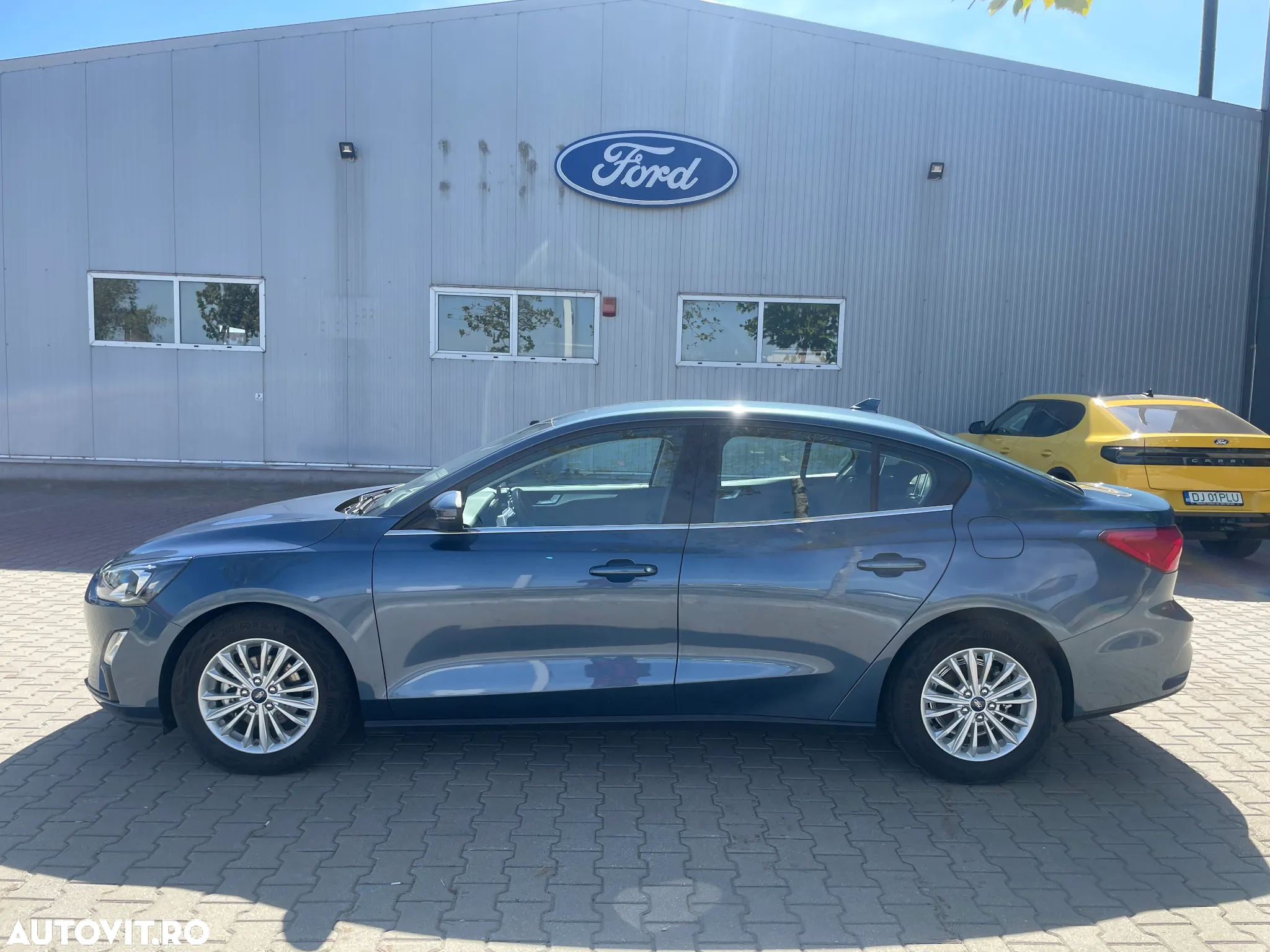 Ford Focus 1.5 Ecoboost Titanium Business - 4