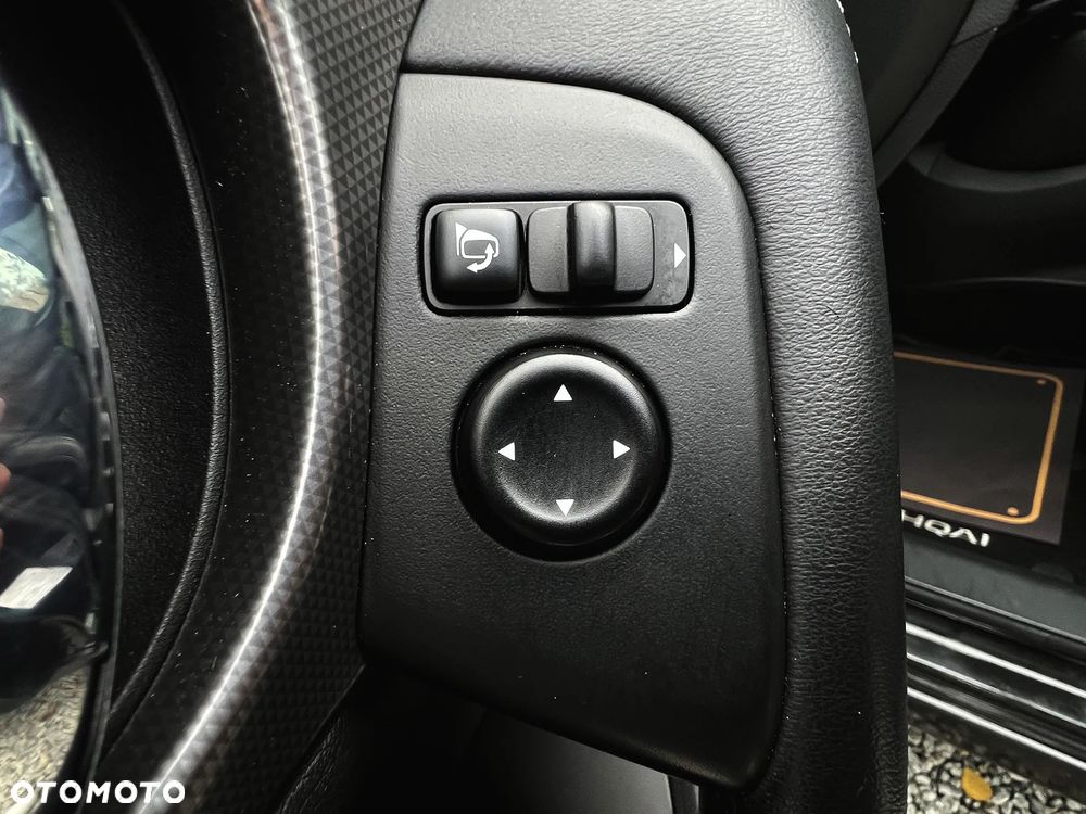 Nissan Qashqai 1.2 DIG-T TEKNA+ - 34