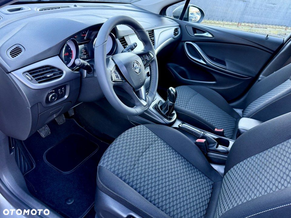 Opel Astra 1.4 Turbo Innovation - 16