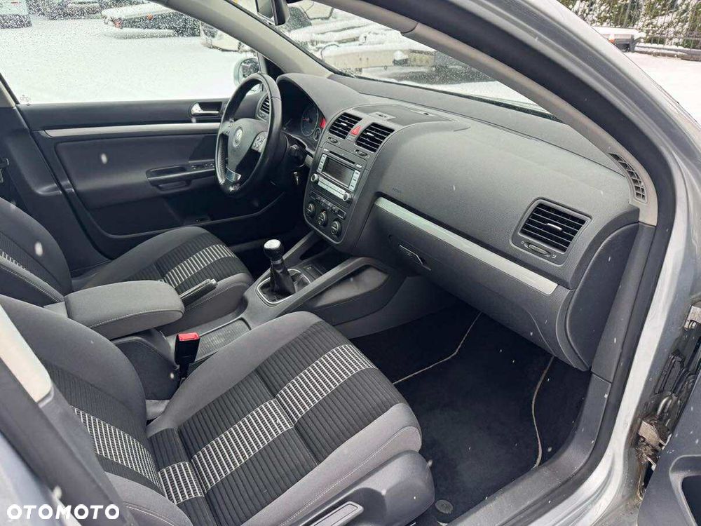 Volkswagen Golf 1.9 TDI United - 10