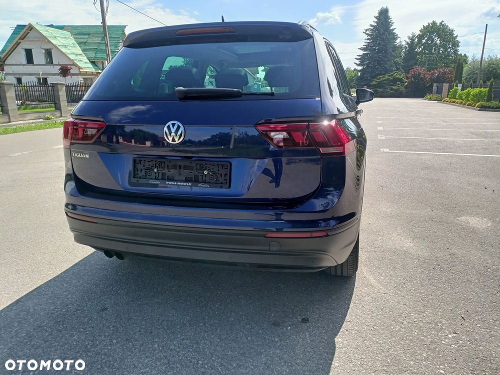 Volkswagen Tiguan - 4