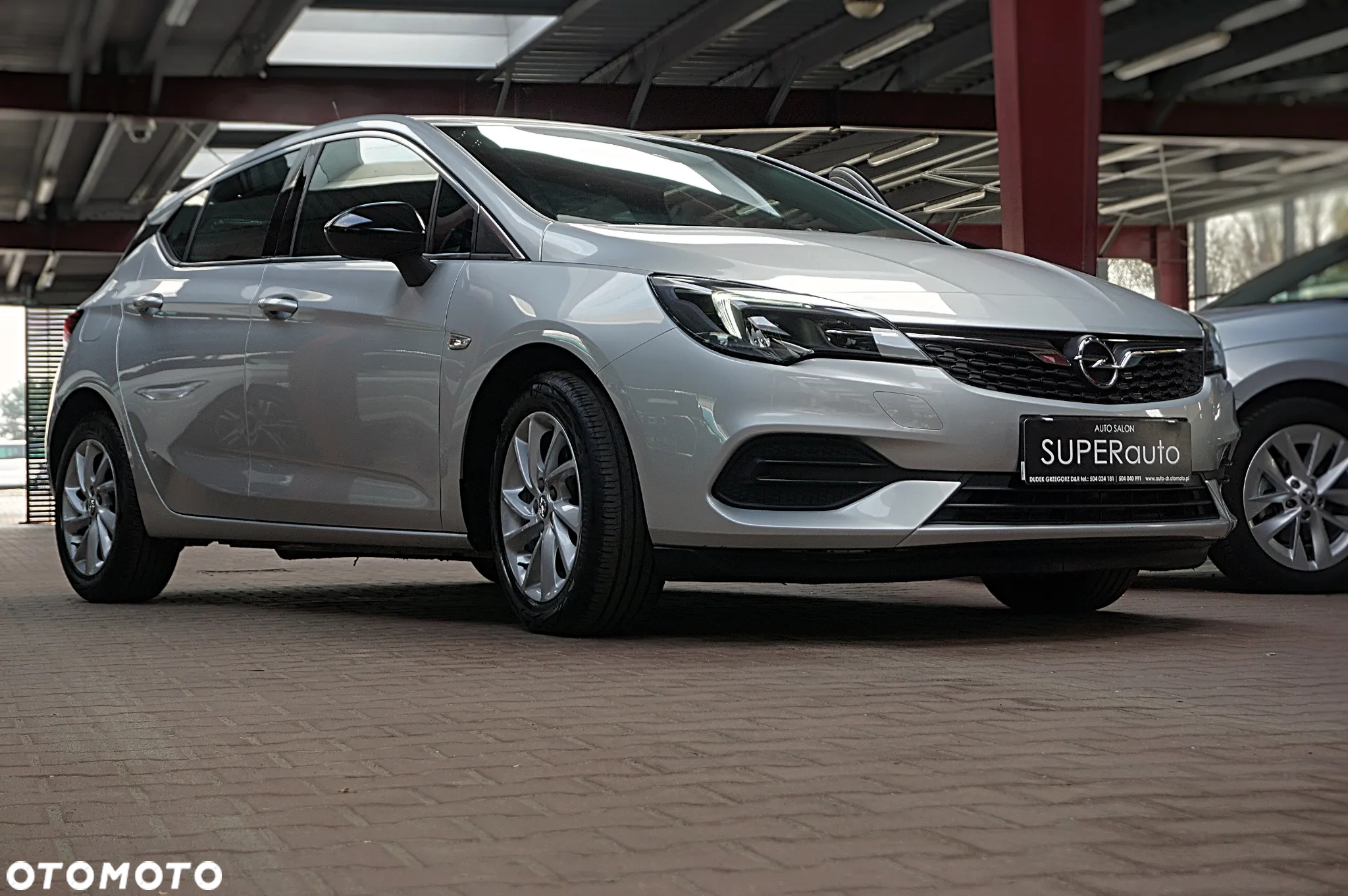 Opel Astra V 1.2 T Elegance S&S - 3