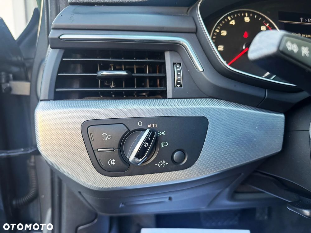 Audi A4 Allroad 2.0 TFSI S tronic - 9