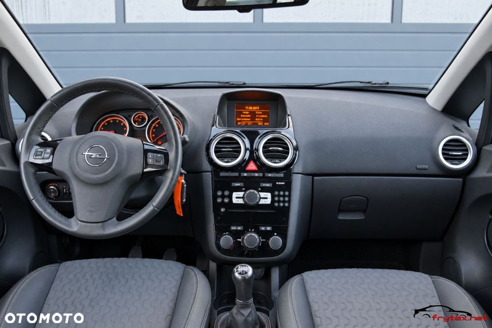 Opel Corsa - 32