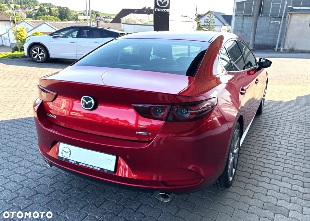 Mazda 3 - 4