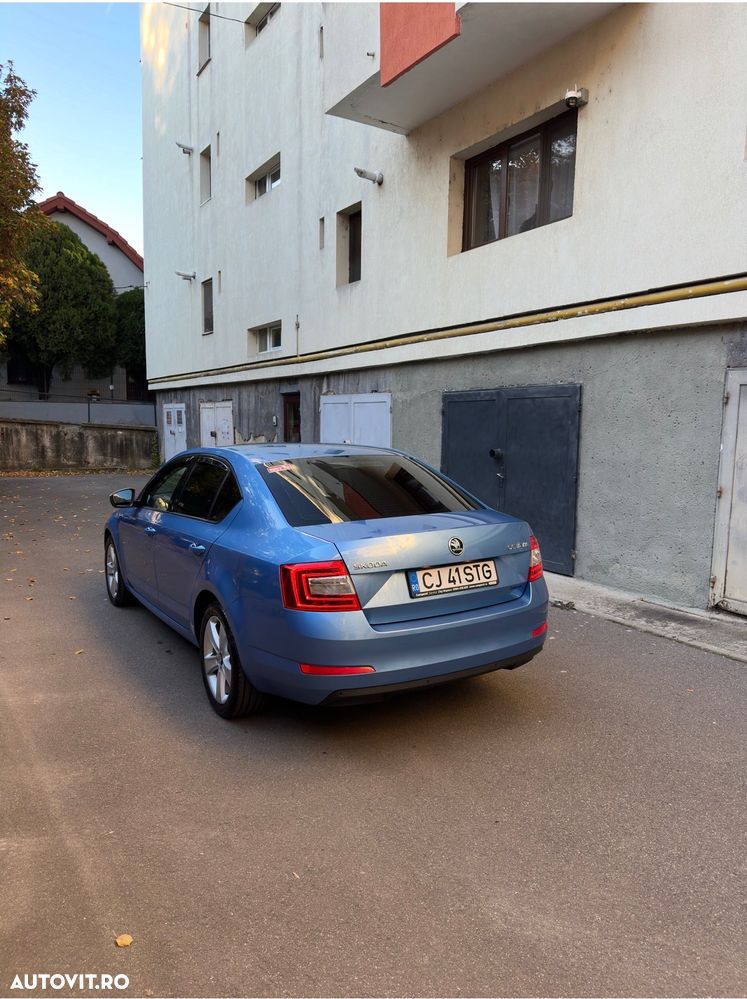 Skoda Octavia 2.0 TDI STYLE - 13