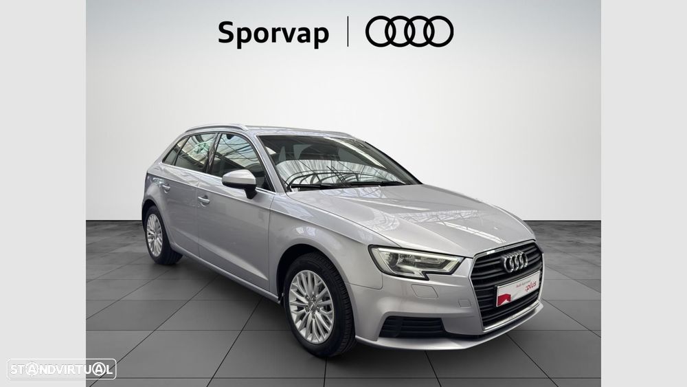 Audi A3 Sportback 1.0 TFSI Design - 9