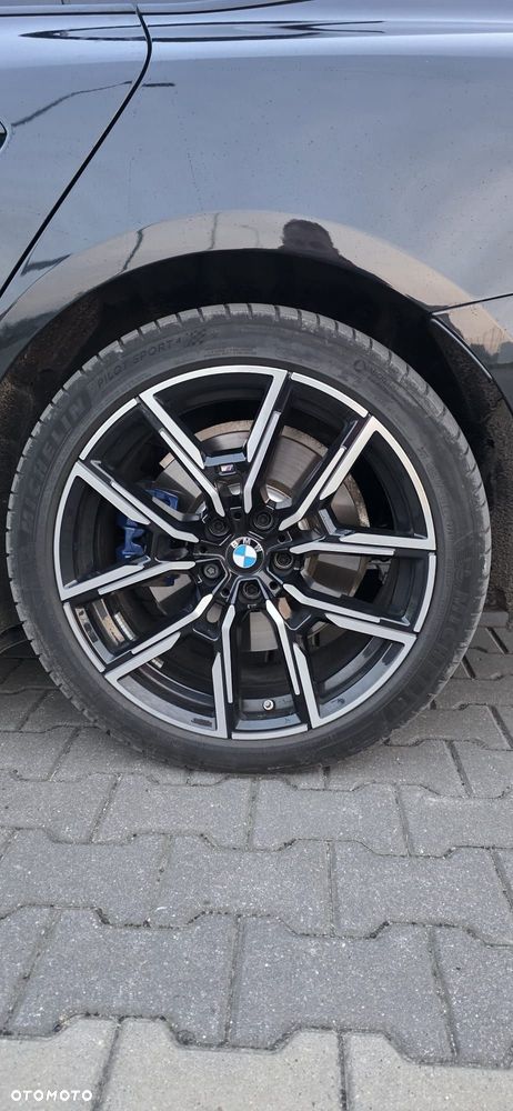 BMW i4 - 5