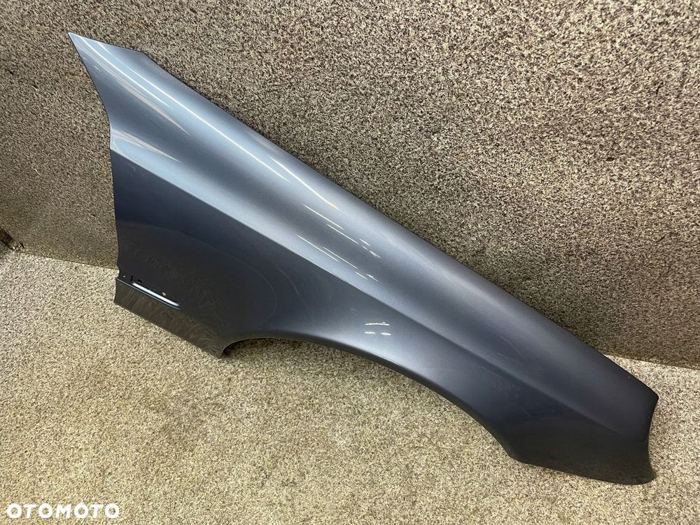 Blotnik prawy przod przedni Mercedes W211 C353 353U TEALLITE BLUE METALLIC - 5