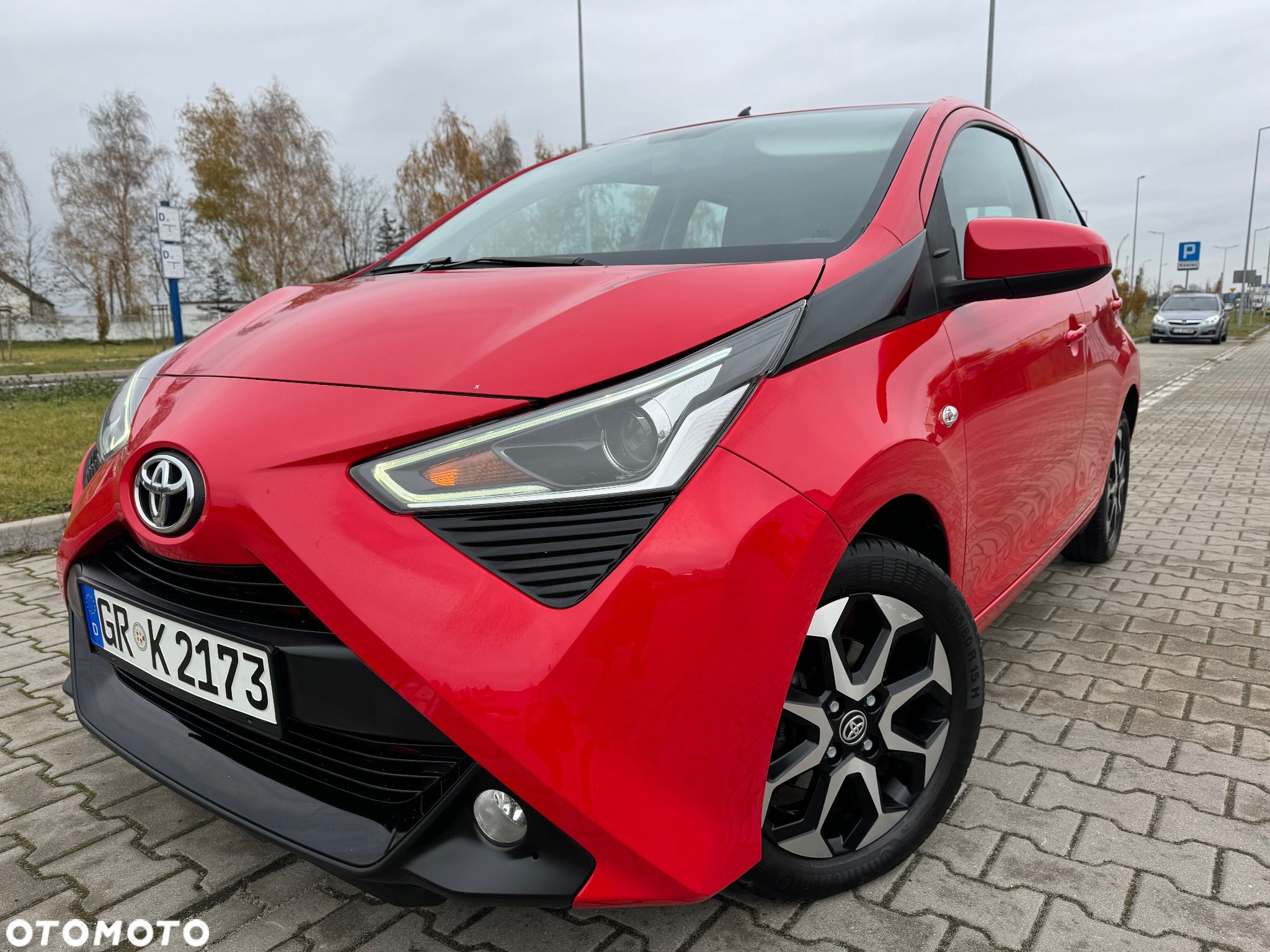 Toyota Aygo 1.0 VVT-i Color Edition - 1