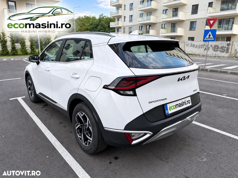 Kia Sportage 1.6 T-GDI HEV 6AT 4x2 Business Line - 4