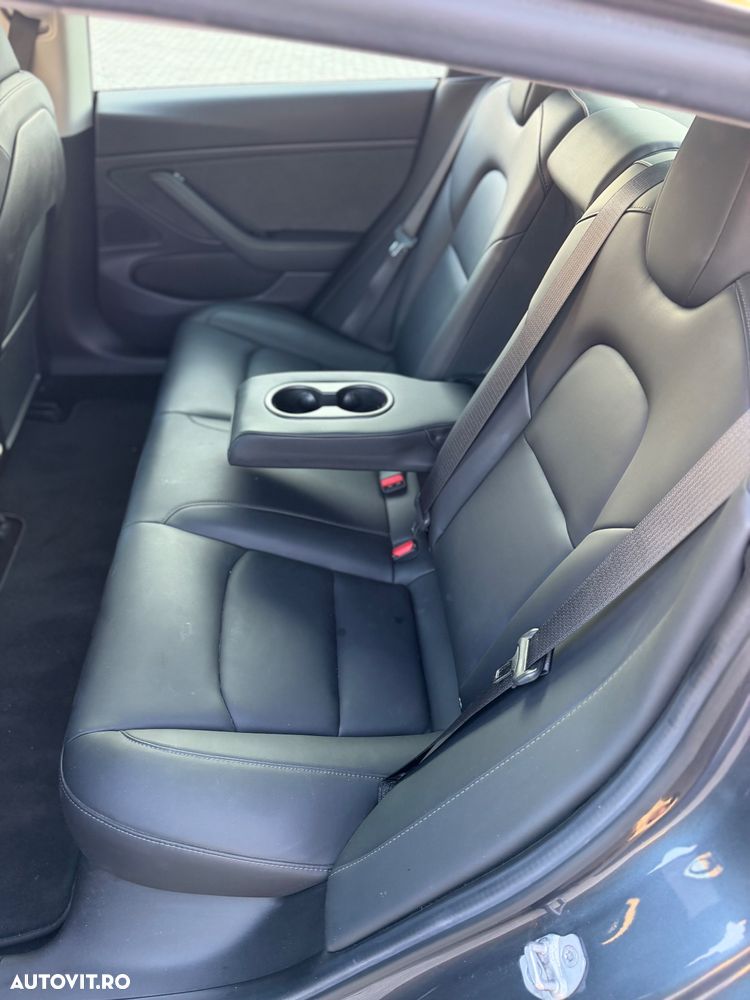 Tesla Model 3 Langstreckenbatterie Allradantrieb Dual Motor - 17