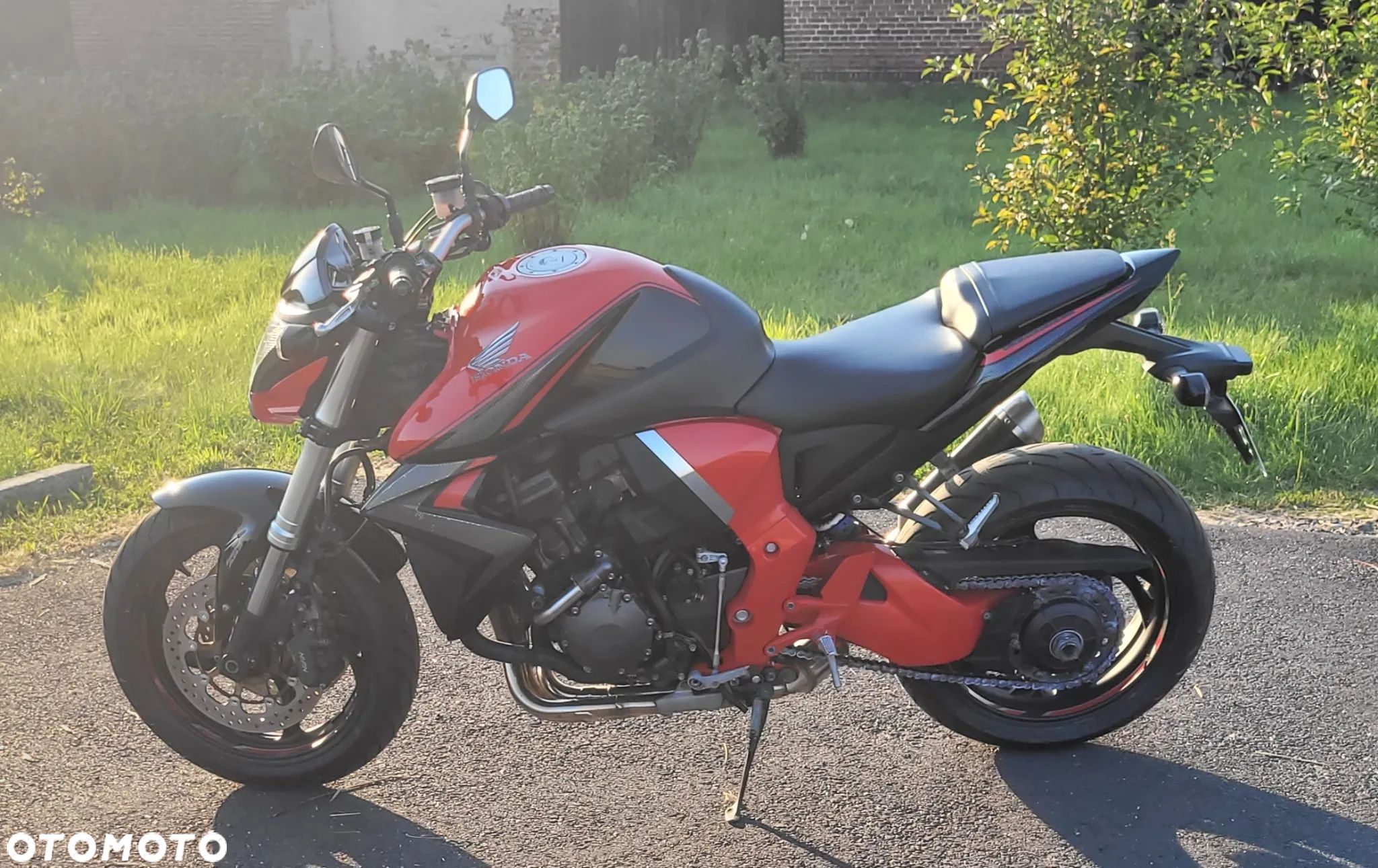 Honda CB - 1