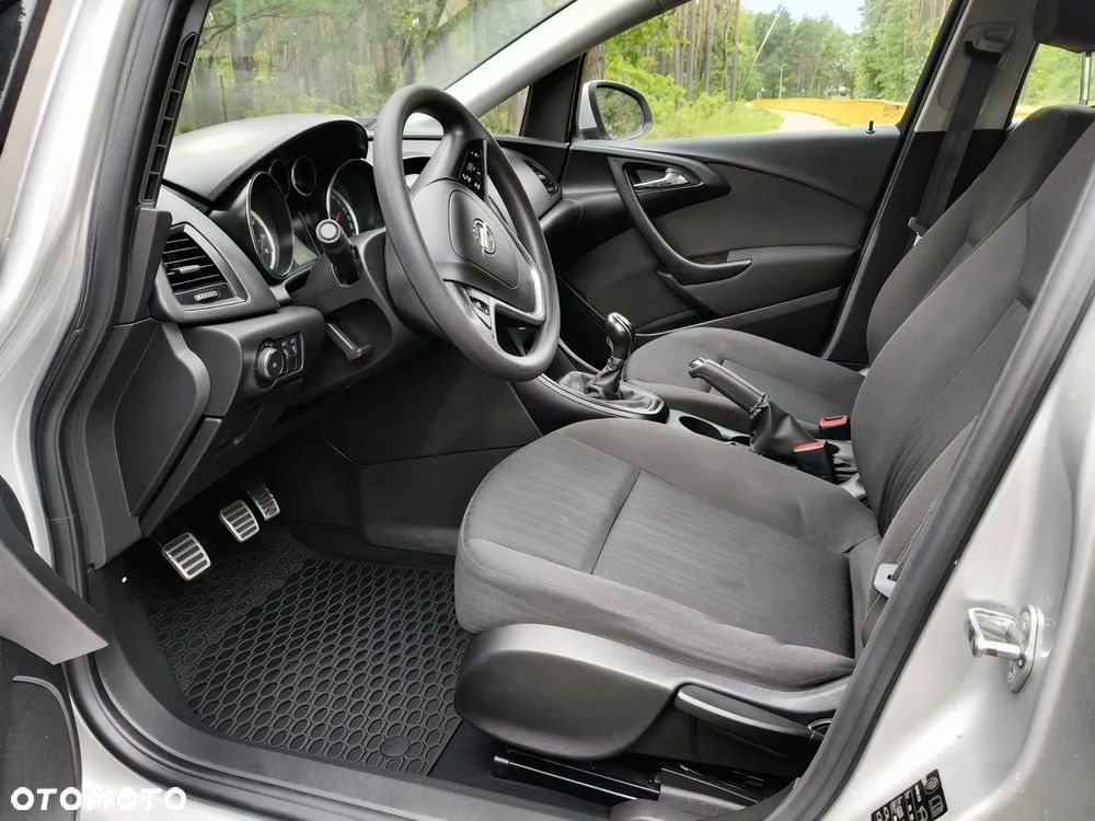 Opel Astra 1.4 T Essentia - 3