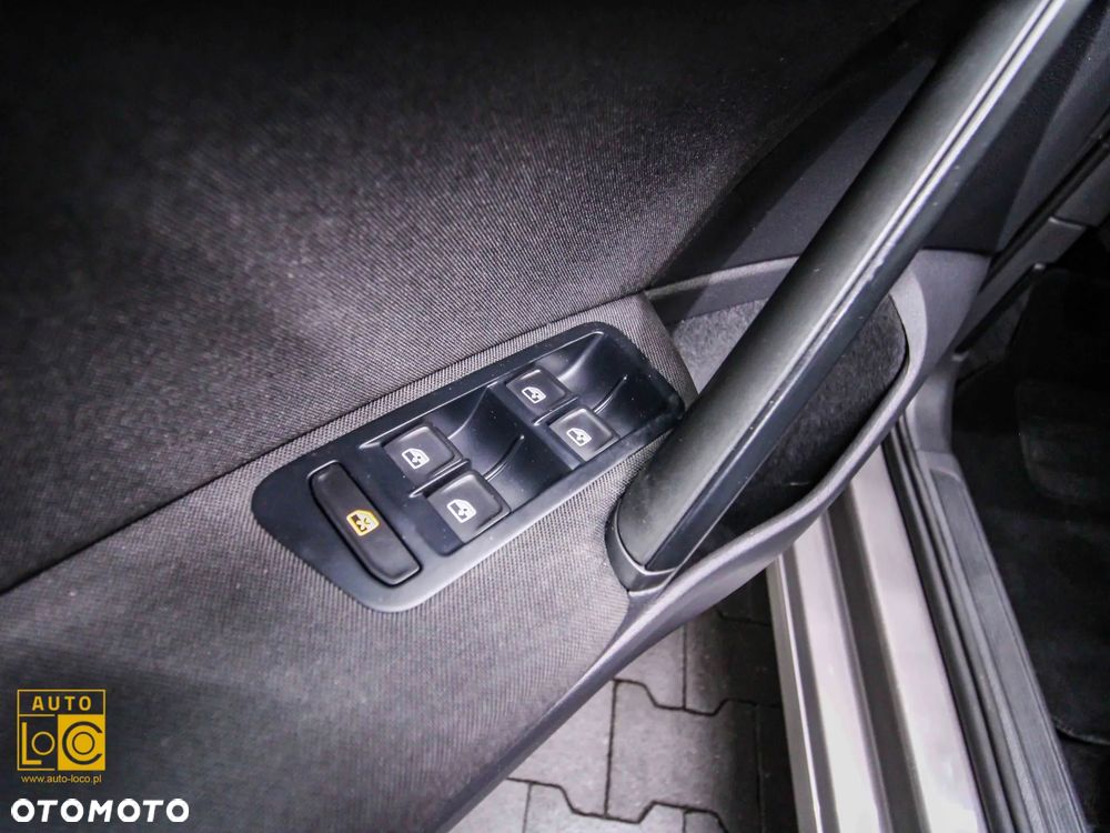 Volkswagen Golf 1.2 TSI BMT Trendline - 27