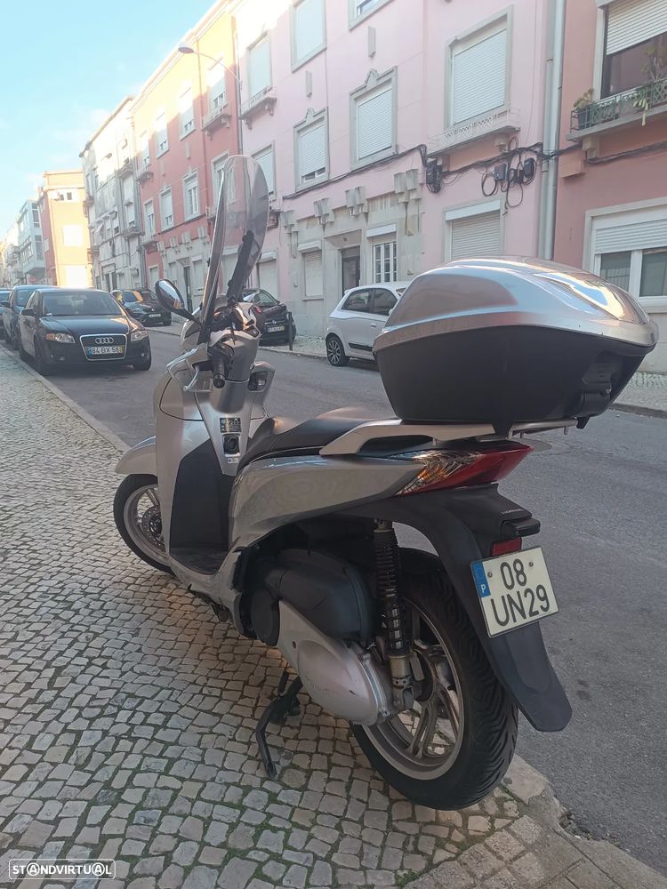 Honda SH 300i - 2