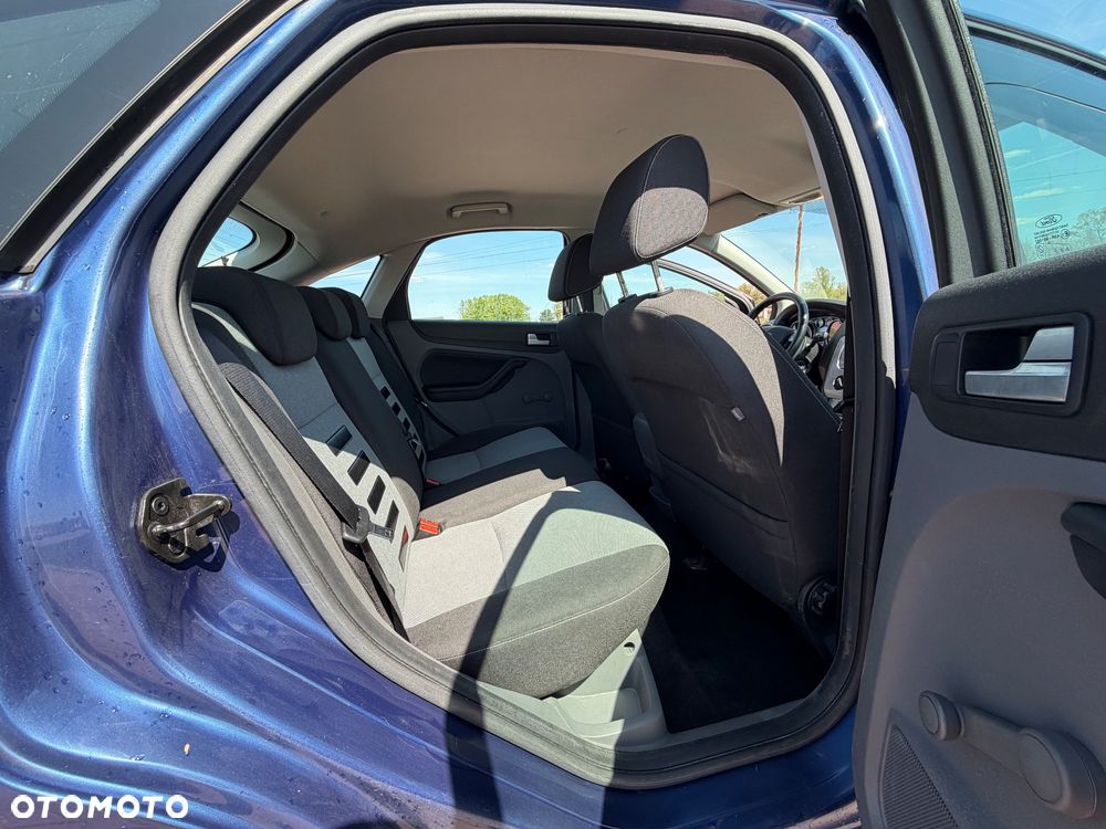 Ford Focus 1.6 16V Sport - 15