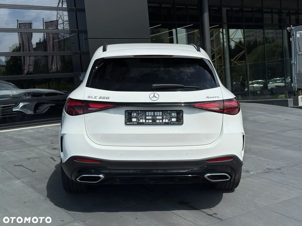 Mercedes-Benz GLC - 7