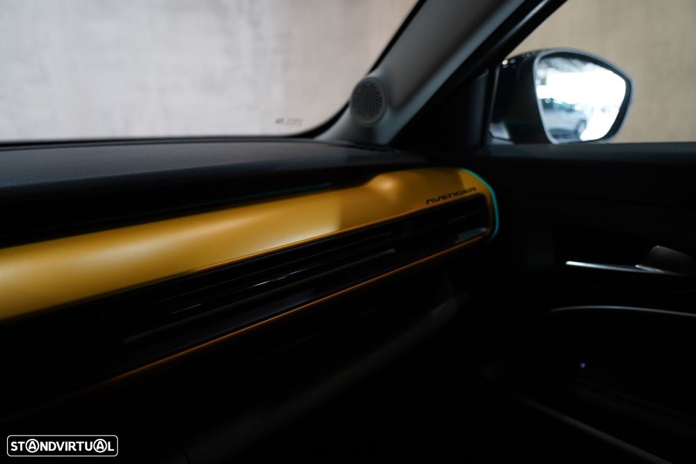 Jeep Avenger 54 kWh Summit - 26