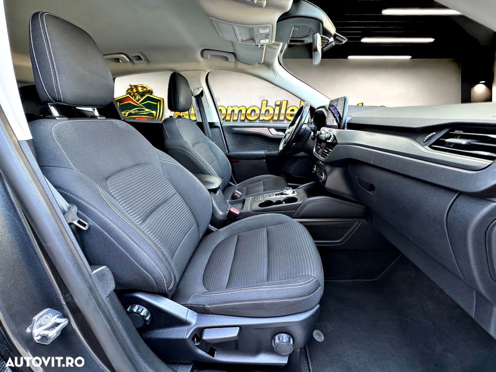 Ford Kuga 2.0 EcoBlue 4x4 Aut. TITANIUM - 9