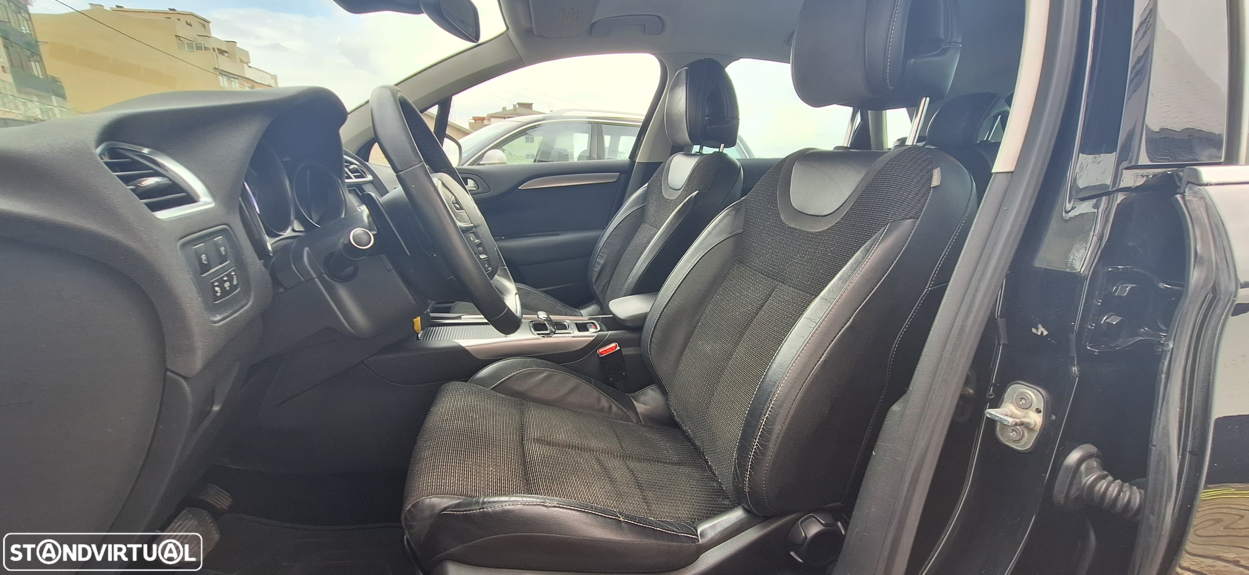 Citroën C4 1.6 e-HDi Exclusive CMP6 - 14