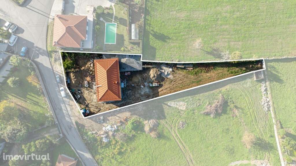 Moradia Individual V3 em Pedra; c/Lote de Terreno 1400m2; Situada na F - Grande imagem: 3/32