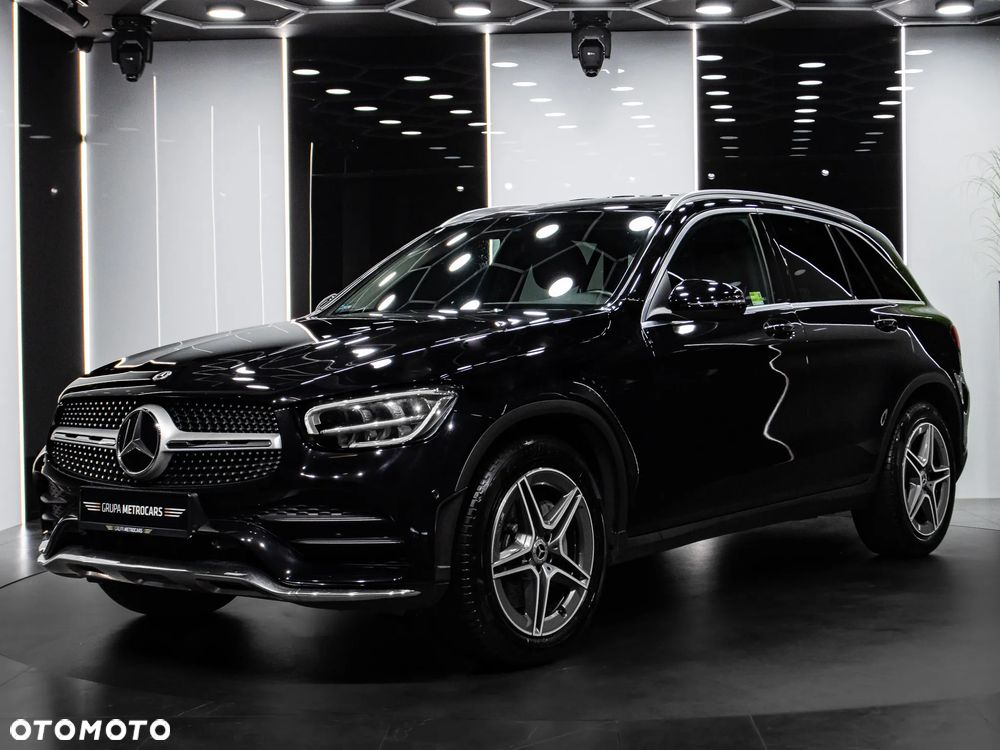 Mercedes-Benz GLC 200 4Matic 9G-TRONIC AMG Line - 3
