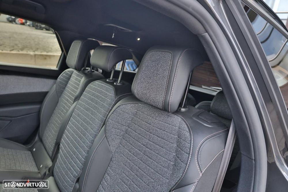 Peugeot 5008 1.2 Hybrid Allure Pack e-DCS6 - 10