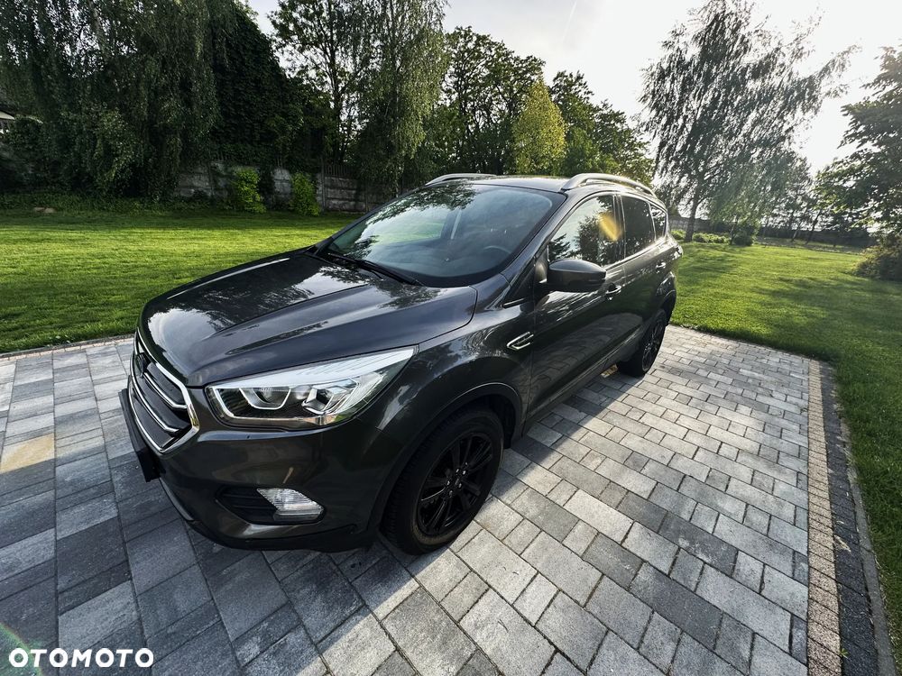 Ford Kuga 2.0 EcoBlue TITANIUM - 4