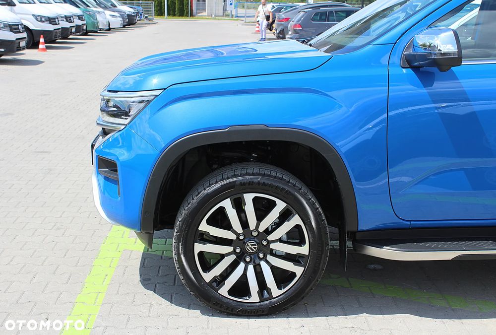 Volkswagen Amarok - 12
