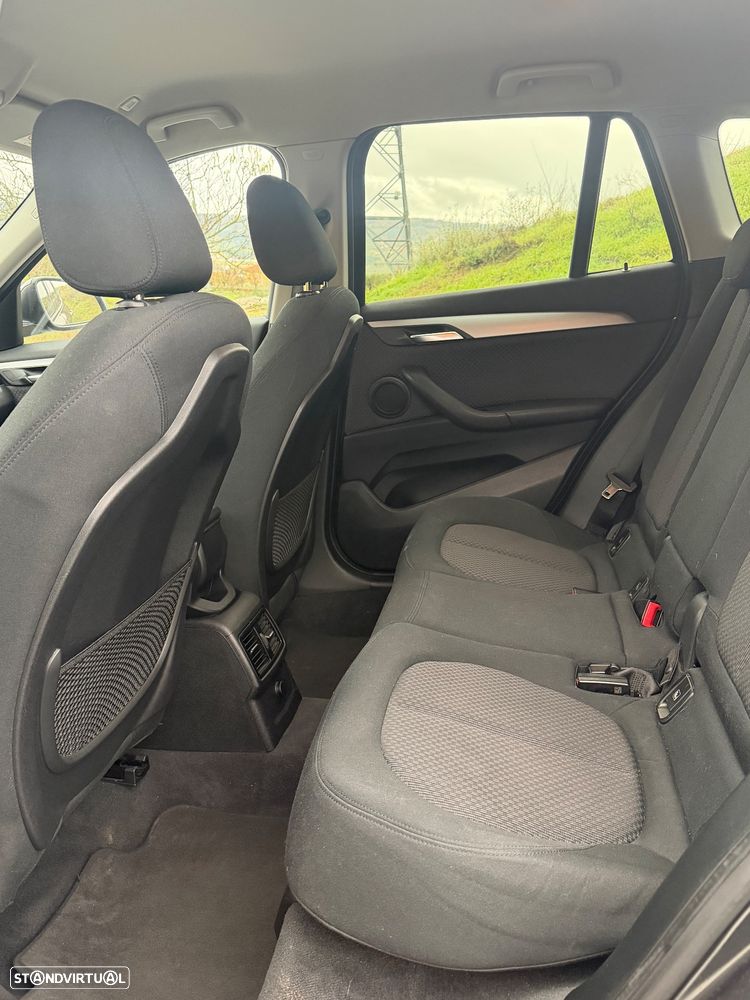 BMW X1 16 d sDrive - 8