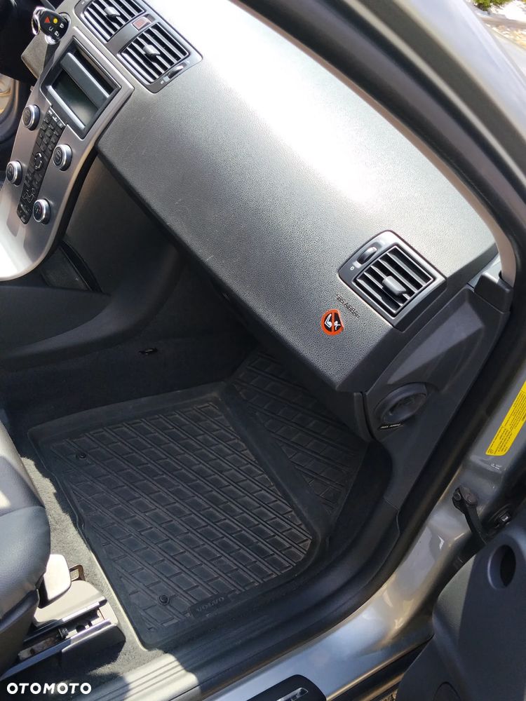 Volvo V50 2.0D Kinetic - 19