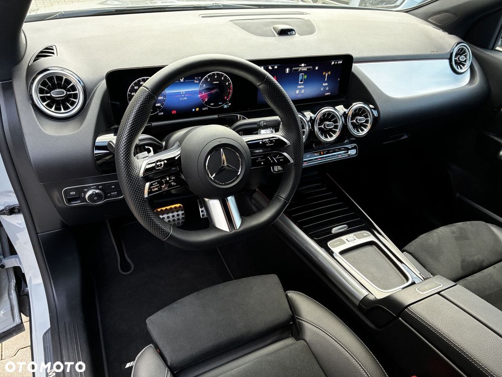 Mercedes-Benz GLA 220 mHEV 4-Matic AMG Line 8G-DCT - 11
