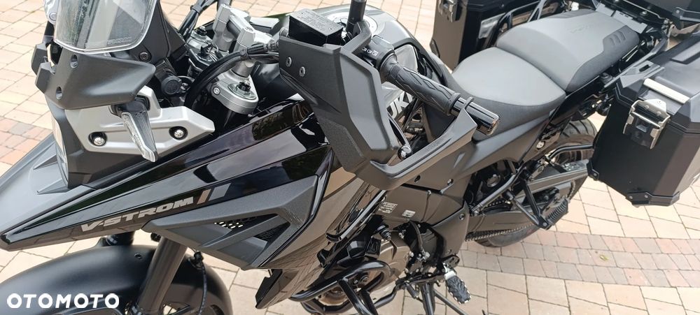 Suzuki V-STROM - 15