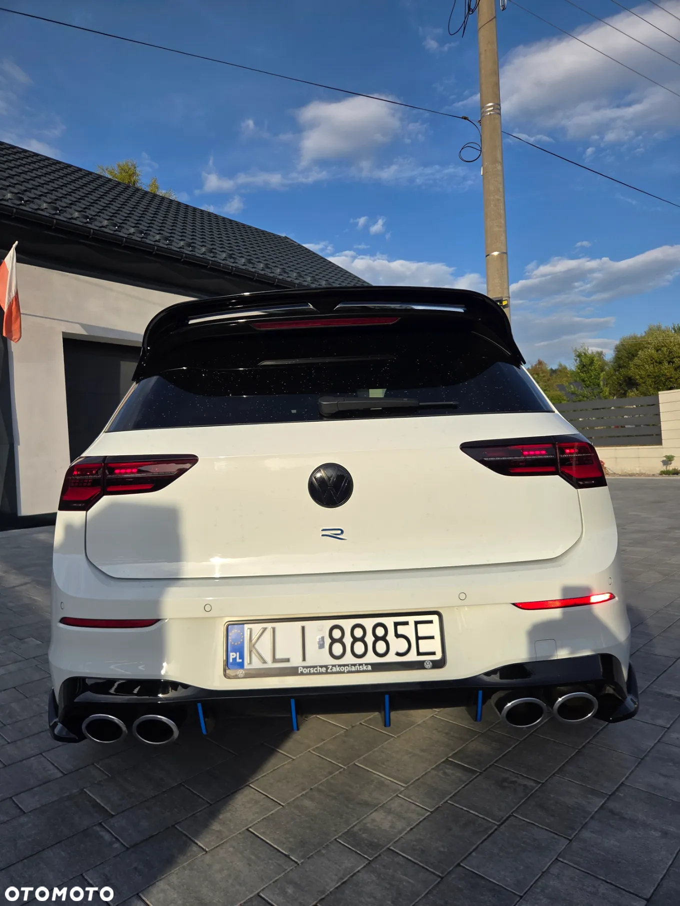 Volkswagen Golf VIII 2.0 TSI 4Motion R DSG - 11