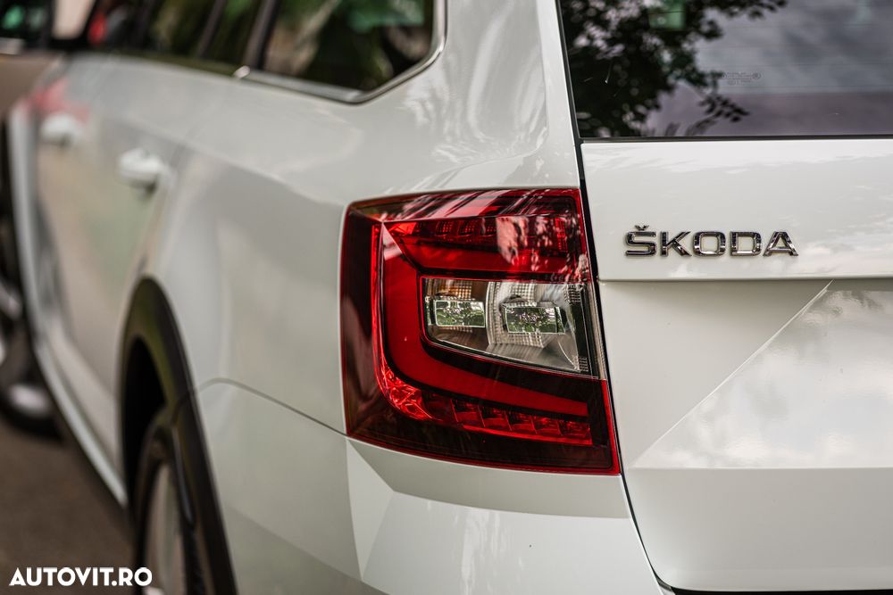 Skoda Octavia 2.0 TDI 4x4 DSG Scout - 24