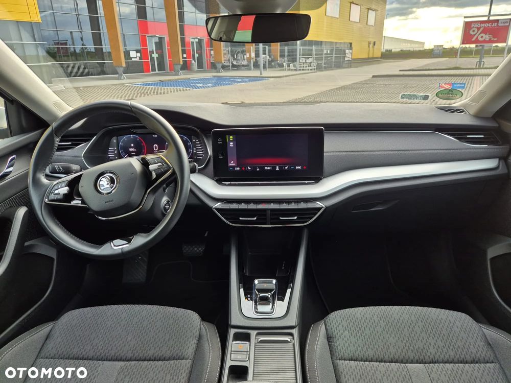 Skoda Octavia 2.0 TDI Style DSG - 9